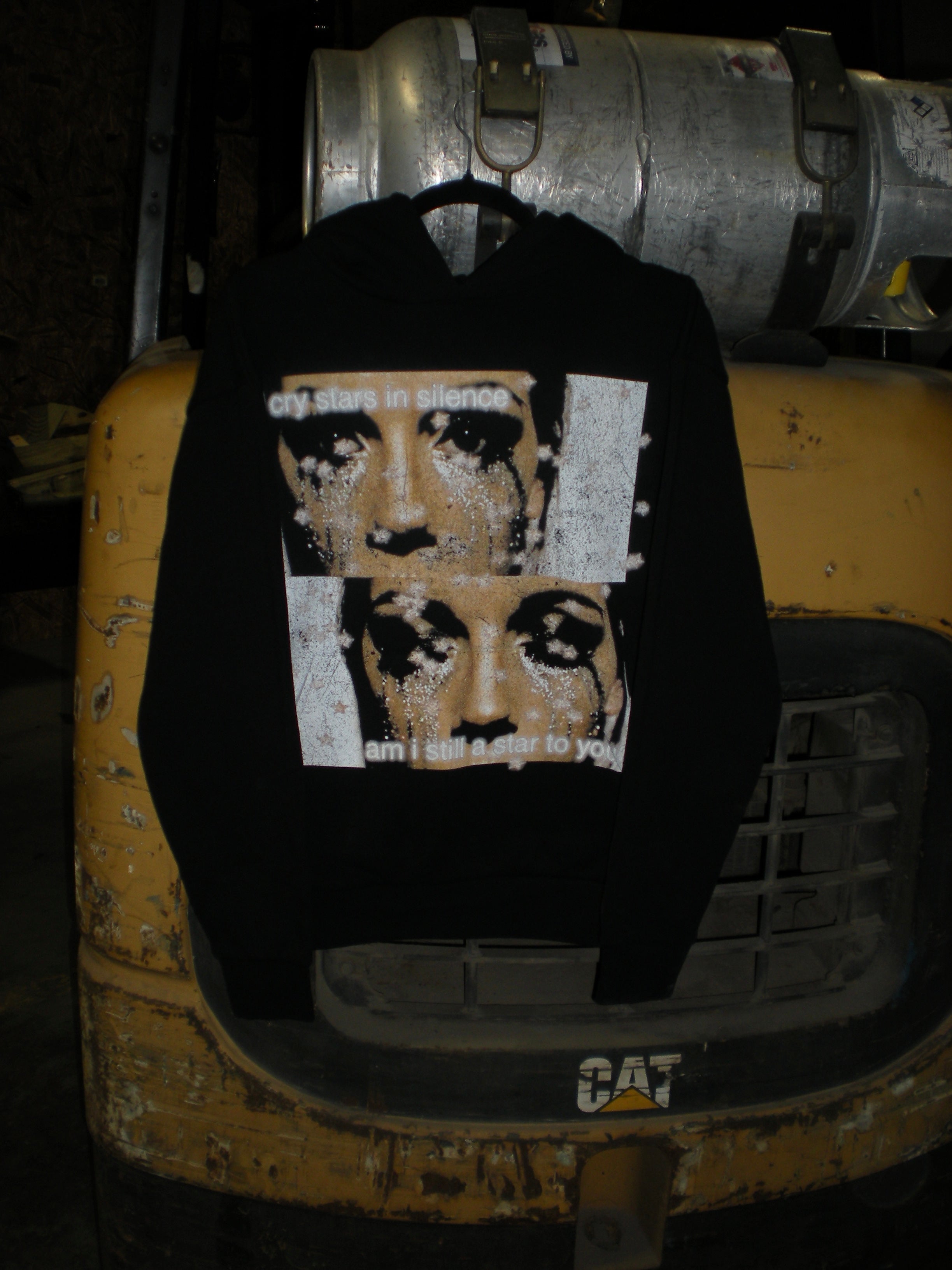 "I CRY STARS" HOODIE