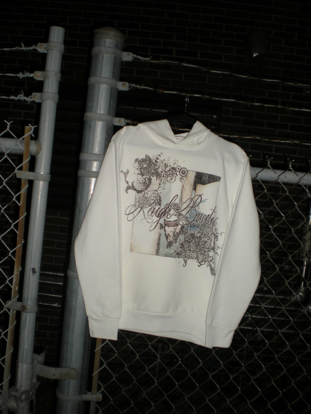 “ROUGH BEAUTY” HOODIE