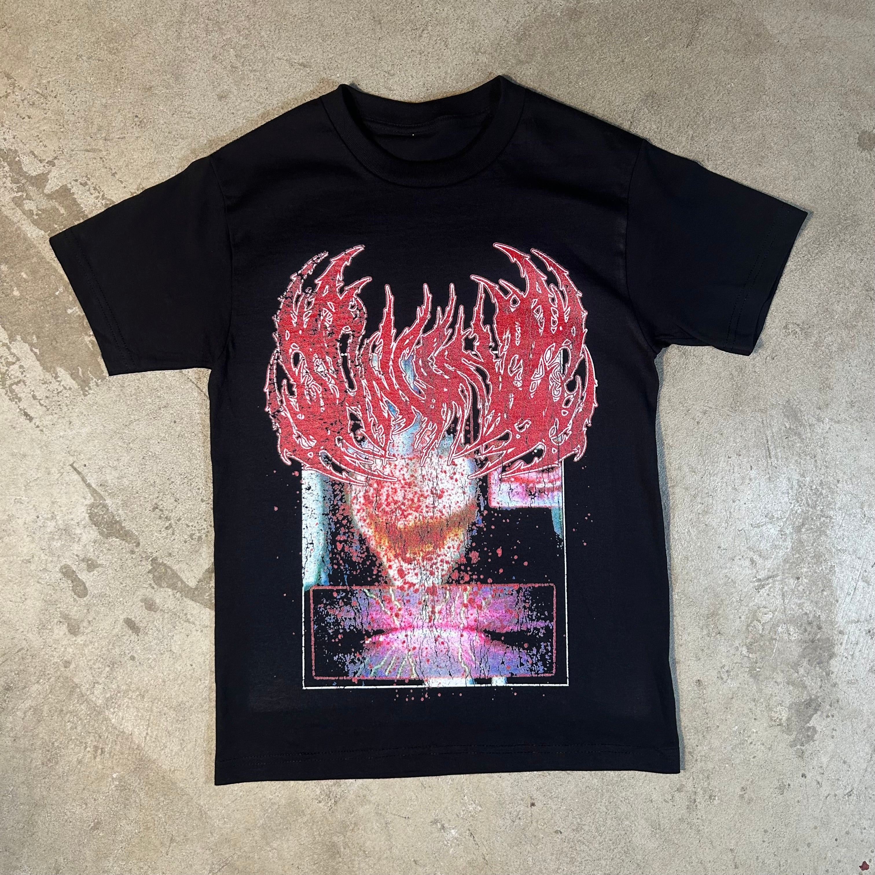 "CREEPYPASTA" TEE